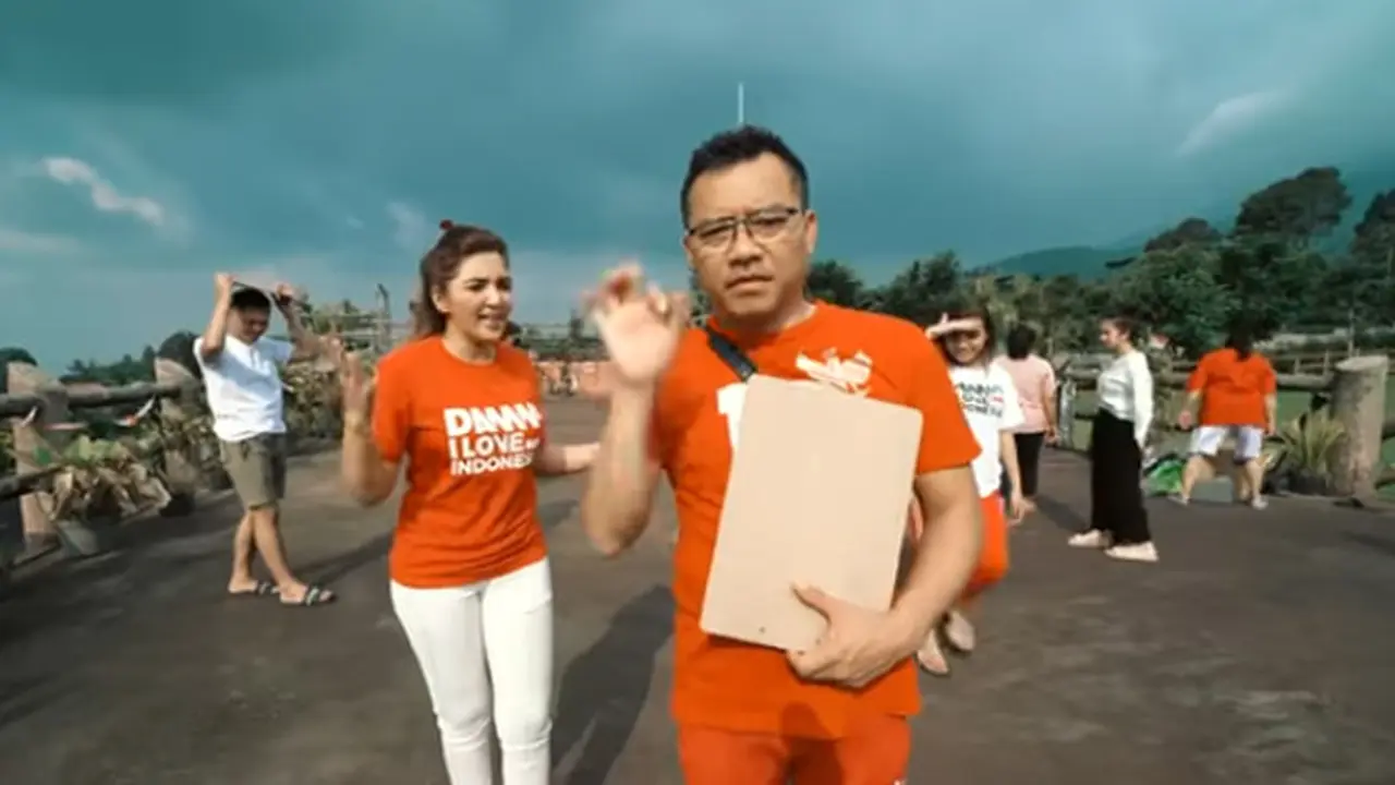 [Fimela] Keluarga Anang Hermansyah dan Ashanty