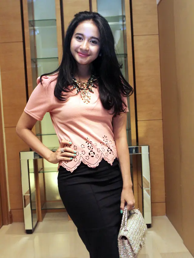 [Bintang] Laudya Cynthia Bella