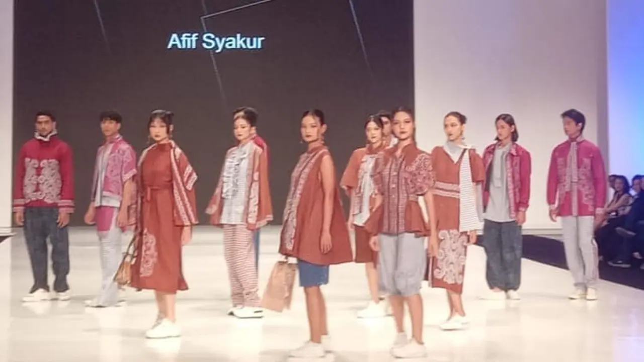 Jogja Fashion Week 2024