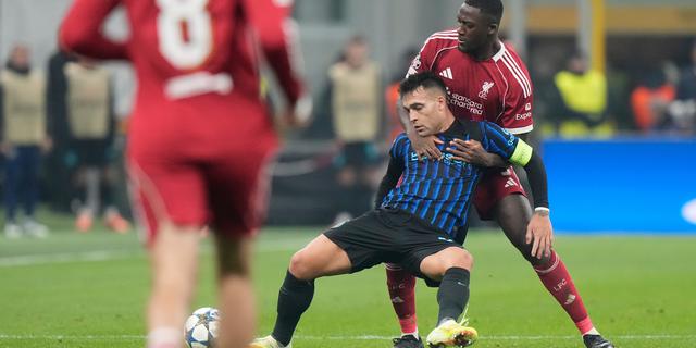 Liverpool dan 1 Isu Besar di Lini Belakang yang Belum Menemukan Titik Terang