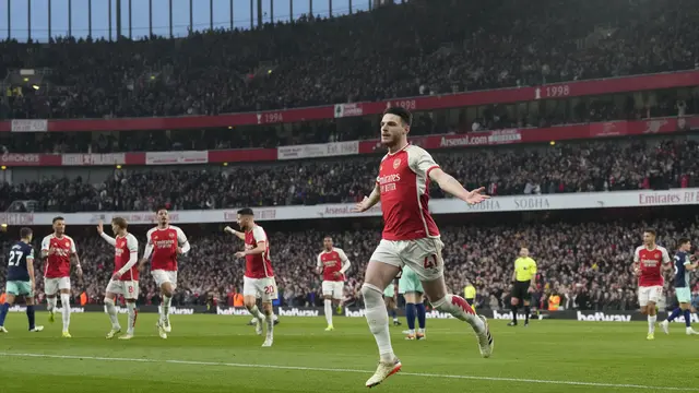 Selebrasi pemain Arsenal saat melawan Brentford