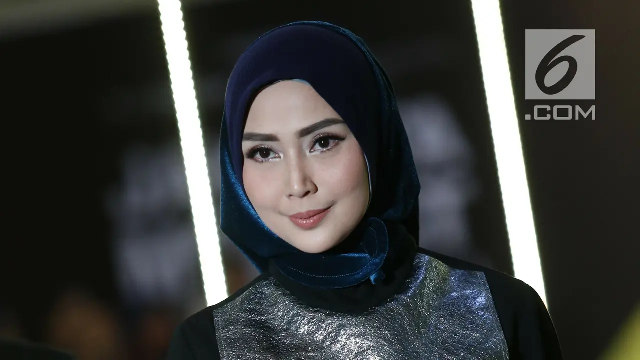 Koleksi Busana Modest Wear L.tru X Fenita Arie di JMFW 2018