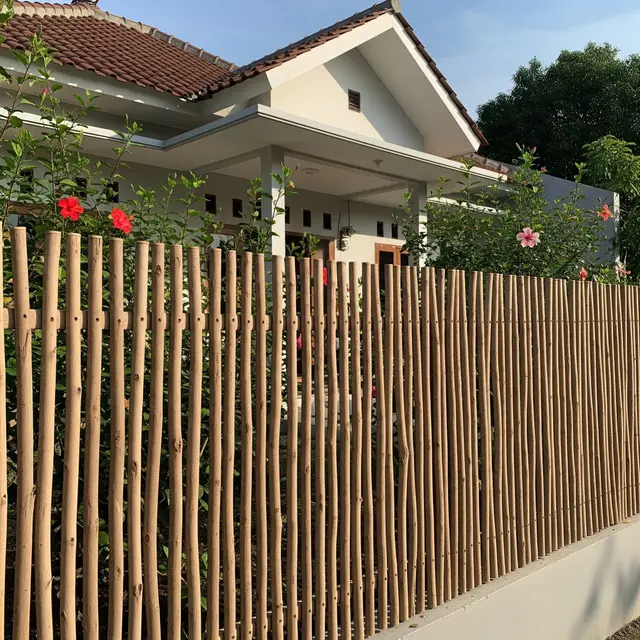 Desain Pagar Rumah Subsidi dari Ranting Kayu