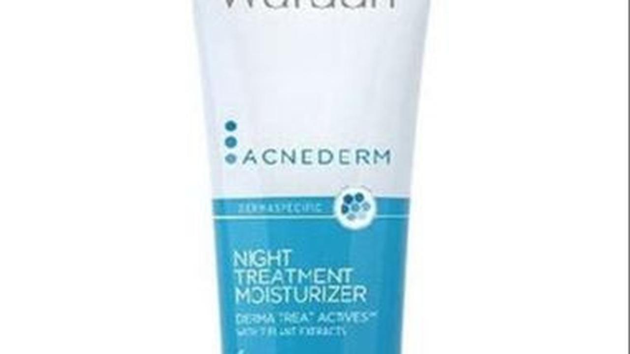 2. Wardah Acnederm Night Treatment Moisturizer: Hasil dalam 3 Hari