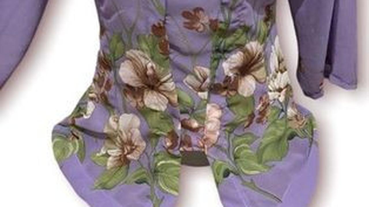 6.&nbsp;Kebaya Sifon Lonceng