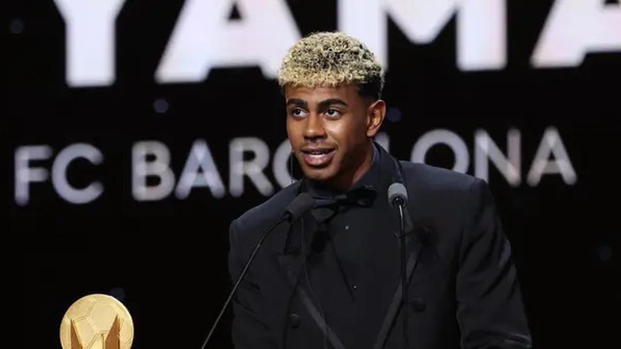 Kalah dalam Persaingan Ballon d'Or 2025, Lamine Yamal Tunjukkan Sikap Hormat Kepada Ousmane Dembele