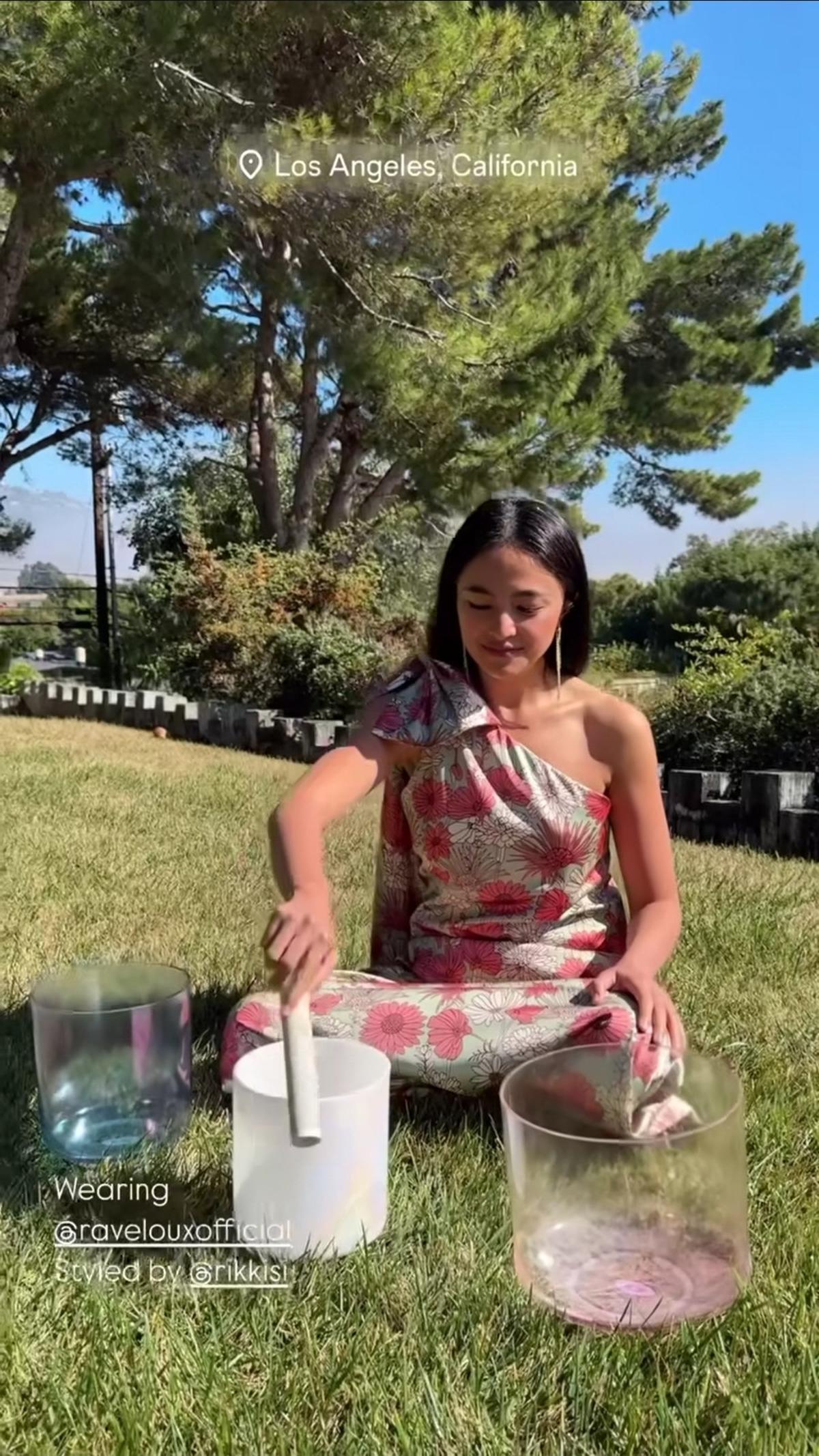 8 Potret Marshanda Pelatihan Sound Healing di Los Angeles, Dapat Sertifikat - Tampil Cantik Saat Kelulusan