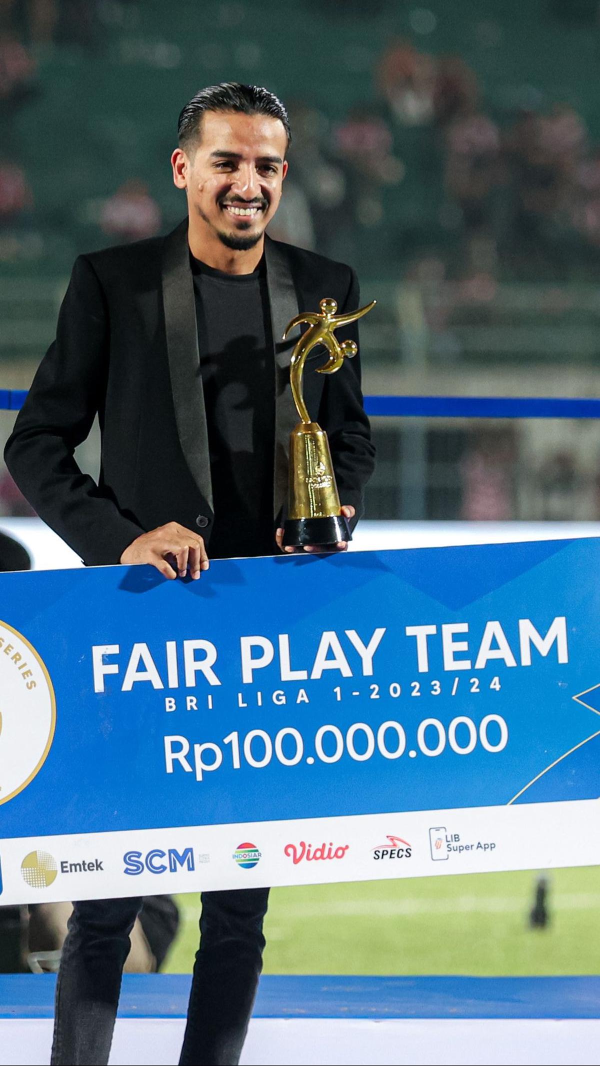 Sementara, Borneo FC dinobatkan sebagai Tim Fair Play pada gelaran BRI Liga 1 2023/2024. Foto: Bola.com/Bagaskara Lazuardi