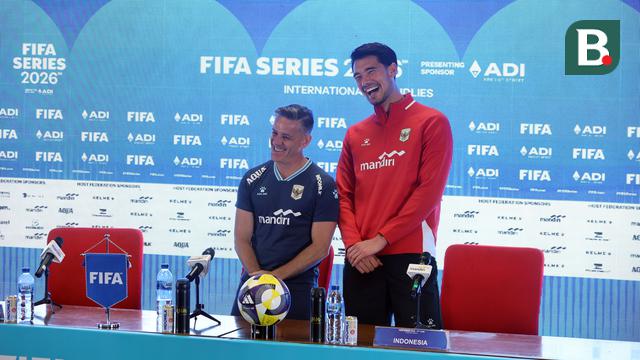 Foto: Elkan Baggott Dampingi John Herdman dalam Konferensi Pers Timnas Indonesia Jelang FIFA Series 2026