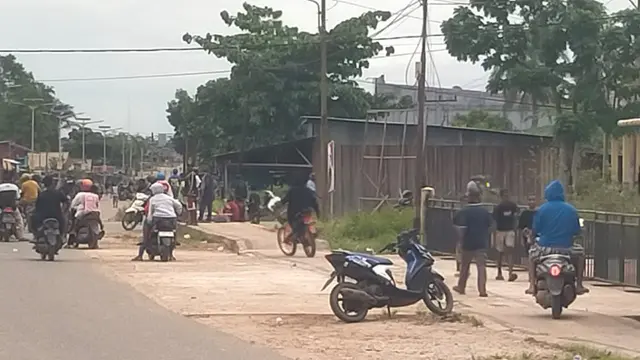 Situasi pasca unjuk rasa anarkis dan penjarahan di Tanah Merah, ibu kota Kabupaten Boven Digoel.