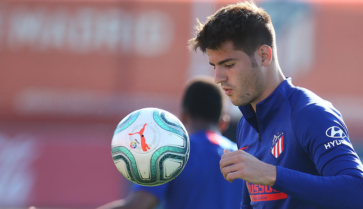 Pemain Atletico Madrid, Alvaro Morata, saat mengikuti sesi latihan di Training Complex, Majadahonda, Madrid, Senin (25/5/2020) waktu setempat. Klub-klub Liga Spanyol kembali jalani latihan jelang bergulirnya kompetisi La Liga. (AFP/Handout/Atletico Madrid)