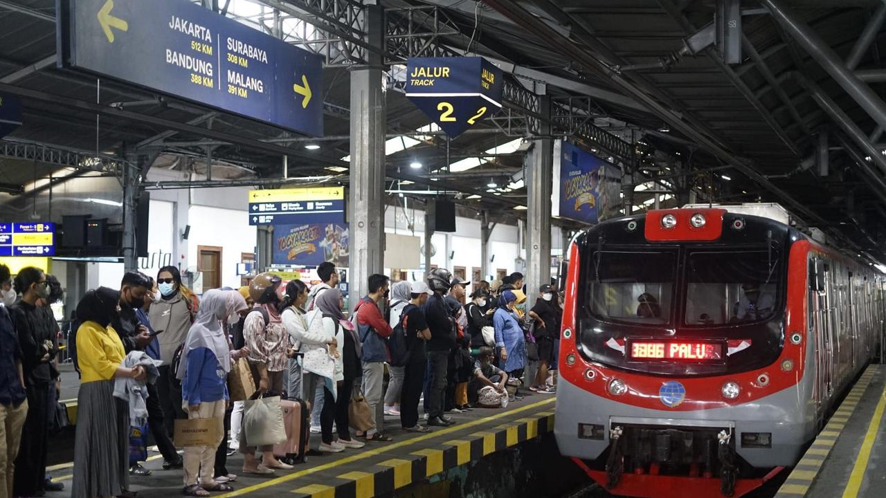 KRL Yogyakarta–Solo Diserbu Penumpang, 6,6 Juta Orang Pilih Kereta