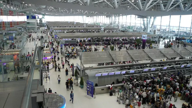 Bandara Suvarnabhumi Bangkok, Thailand (Wikimedia Commons)