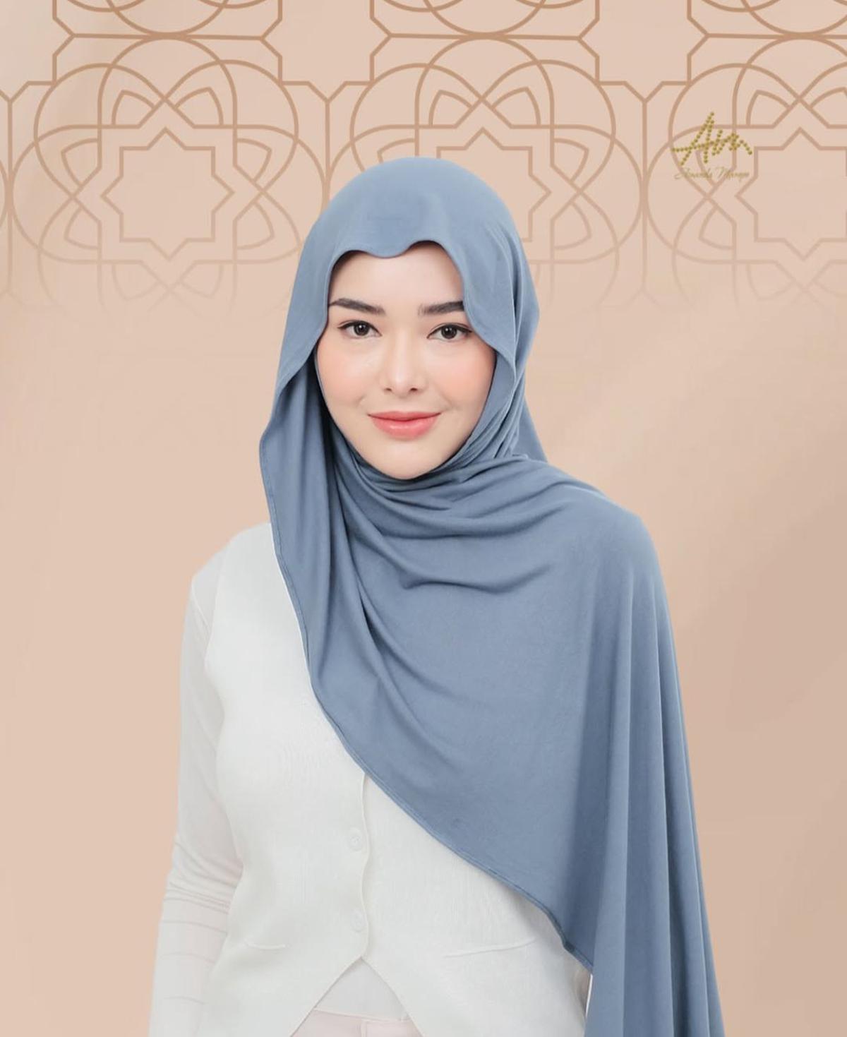 6 Potret Amanda Manopo Jadi Model Hijab untuk Bisnis Barunya, Tampil Cantik dan Elegan