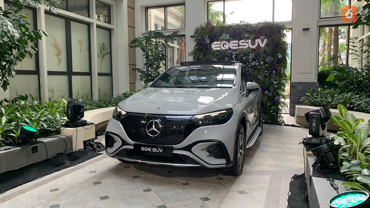 Mercedes-Benz EQE SUV