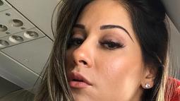 2. Mayra Cardi - Presenter lebih dari satu dekade di negara kelahiran Neymar, Brazil. Mayra Cardi juga seorang ahli kebugaran yang tinggal di Amerika Serikat. Mereka berdua sempat tertangkap kamera menikmati waktu berdua pada tahun 2012. (Instagram)