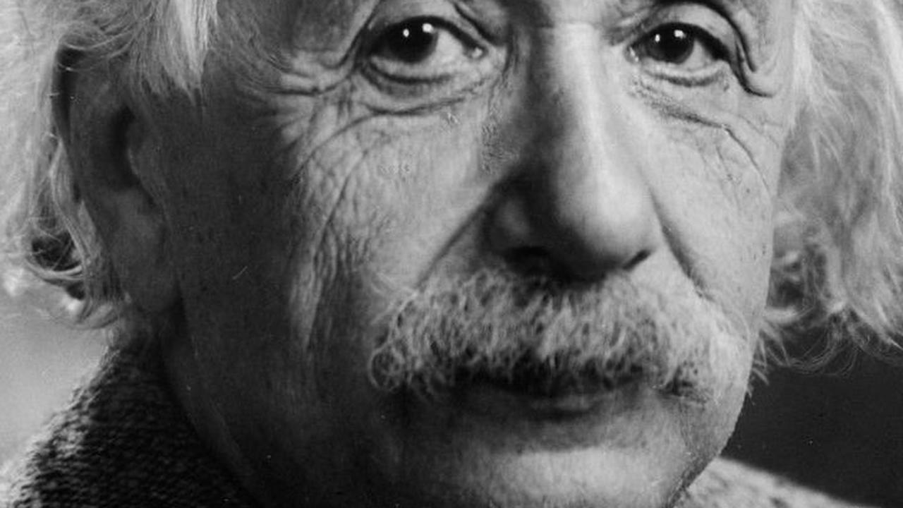 Albert Einstein (1879-1955)