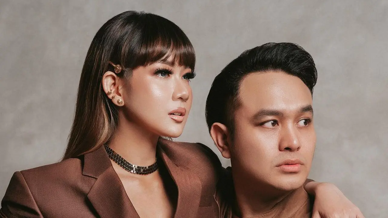 Adiezty Fersa dan Gilang Dirga. (Foto: Dok. Instagram @gilangdirga)