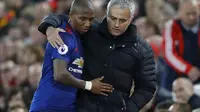 Winger Manchester United Ashley Young (Reuters / Carl Recine)