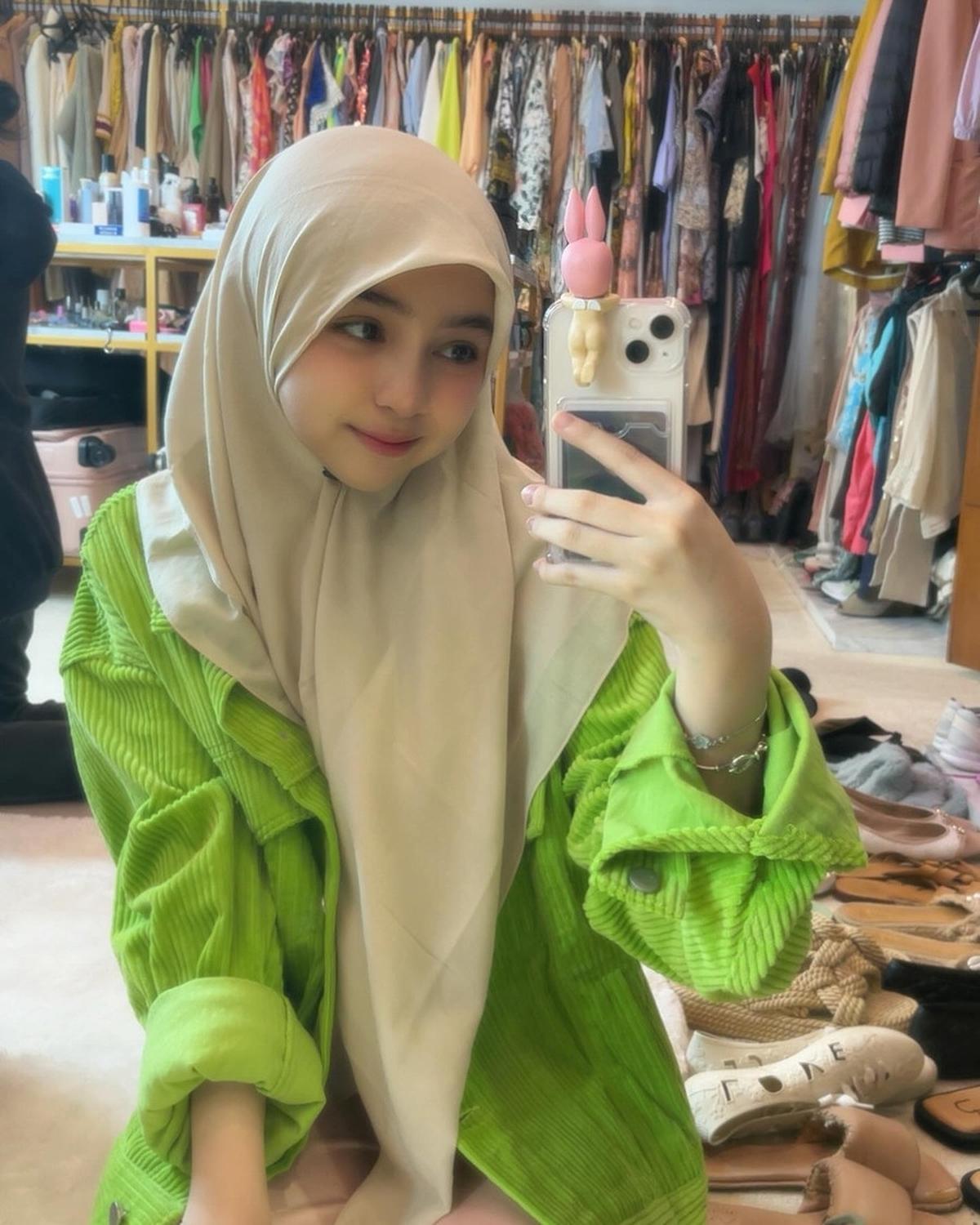 Jarang Tampil Glamor&nbsp;