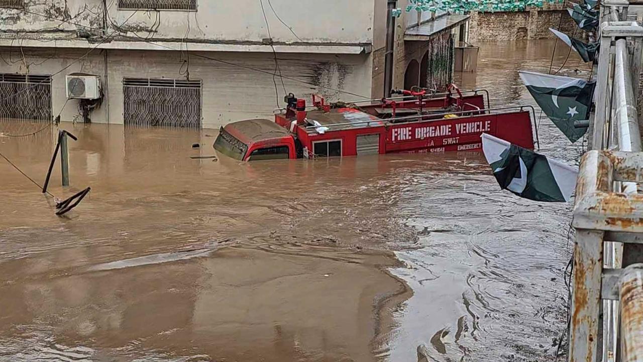 FOTO: Banjir dan Longsor Tewaskan 164 Orang di Pakistan, Hujan Lebat Masih Mengancam