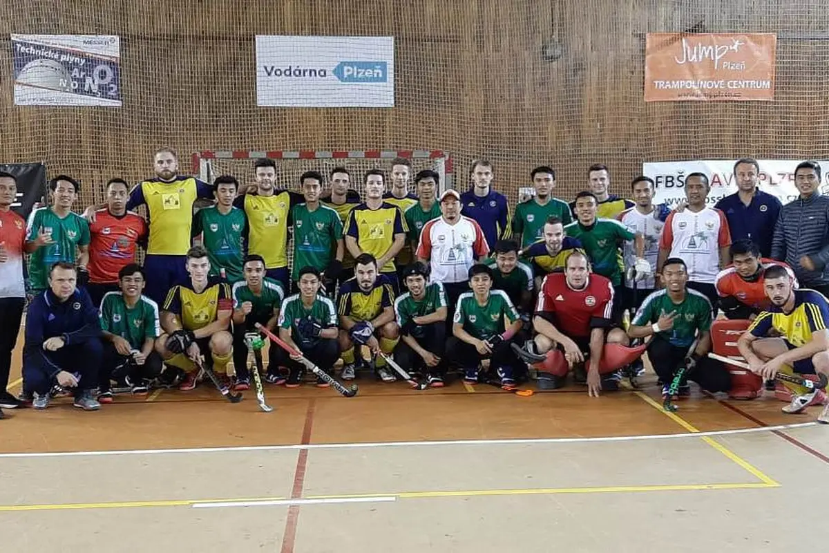 Timnas Hoki Indoor putra dan putri Indonesia.