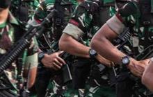Pelatih Melongo Lihat Prajurit TNI AD Pakai Pembalut Wanita Untuk Dijadikan Alas Sepatu