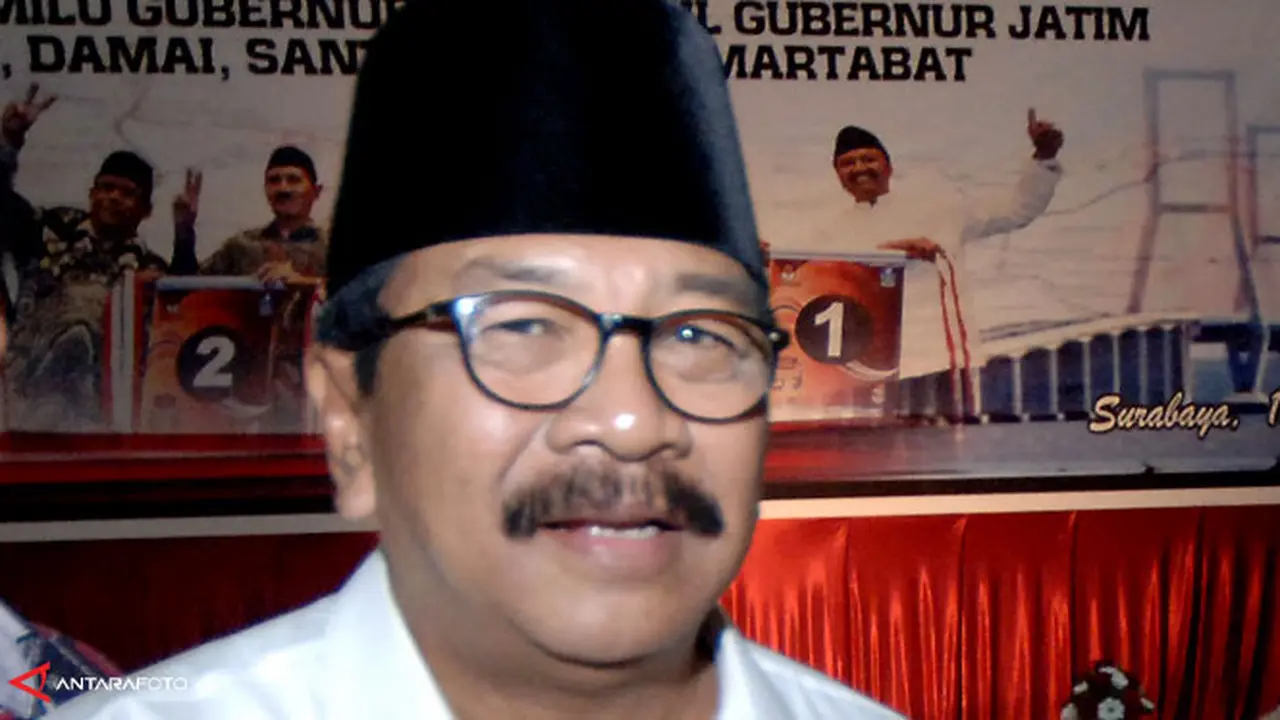 soekarwo-cuti-130828b.jpg