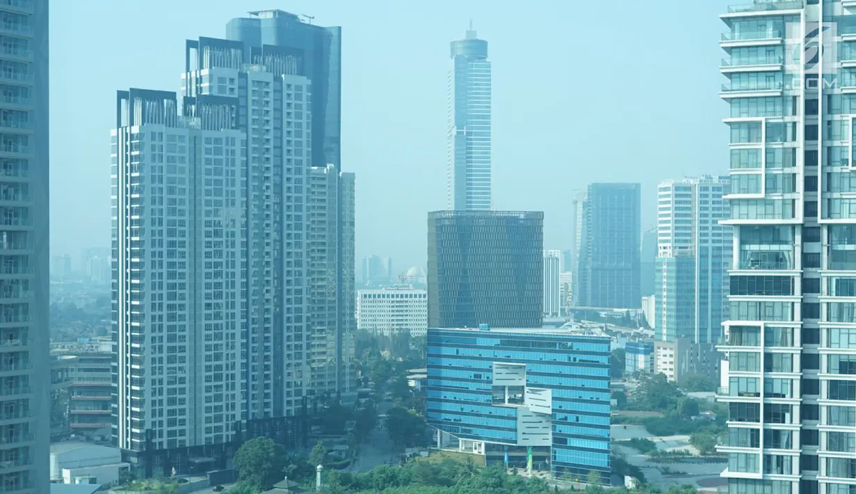 Lansekap gedung bertingkat terlihat di kawasan Jakarta, Selasa (13/8/2019). Kepala Dinas Cipta Karya, Tata Ruang, dan Pertanahan DKI Jakarta Heru Hermawanto mengungkapkan penurunan pembangunan gedung masih terjadi pada periode 2019-2020. (Liputan6.com/Immanuel Antonius)