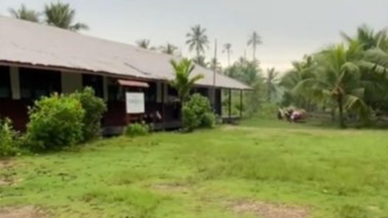 Beginilah penampakan sekolah tempat Ara mengajar.<br>