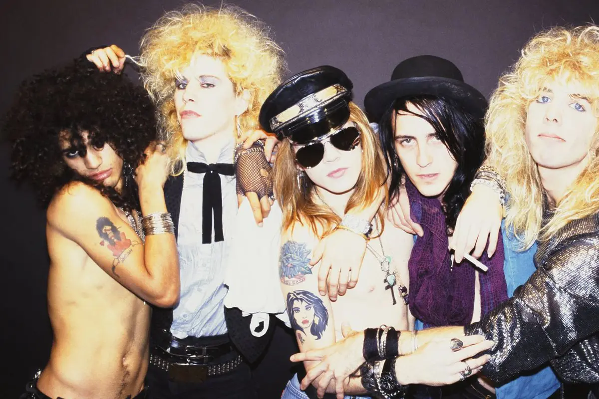 [Bintang] Guns N' Roses
