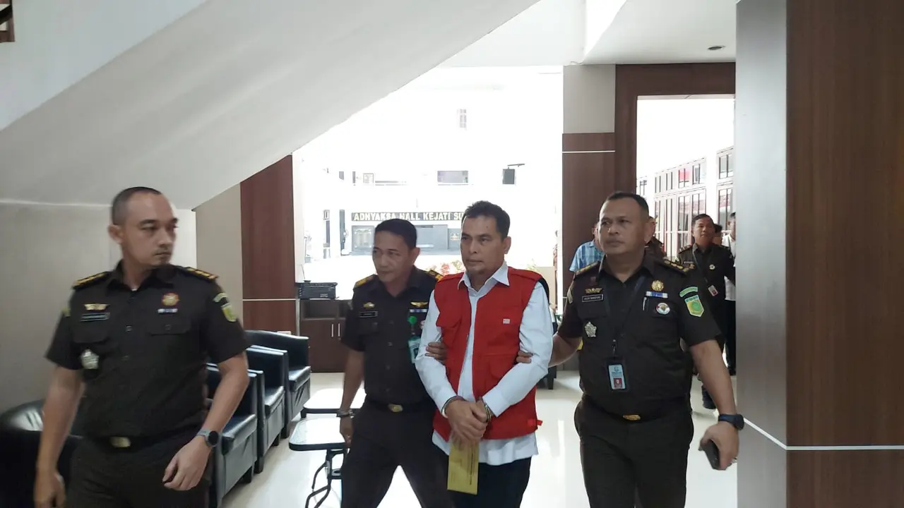 Alwi Mujahit