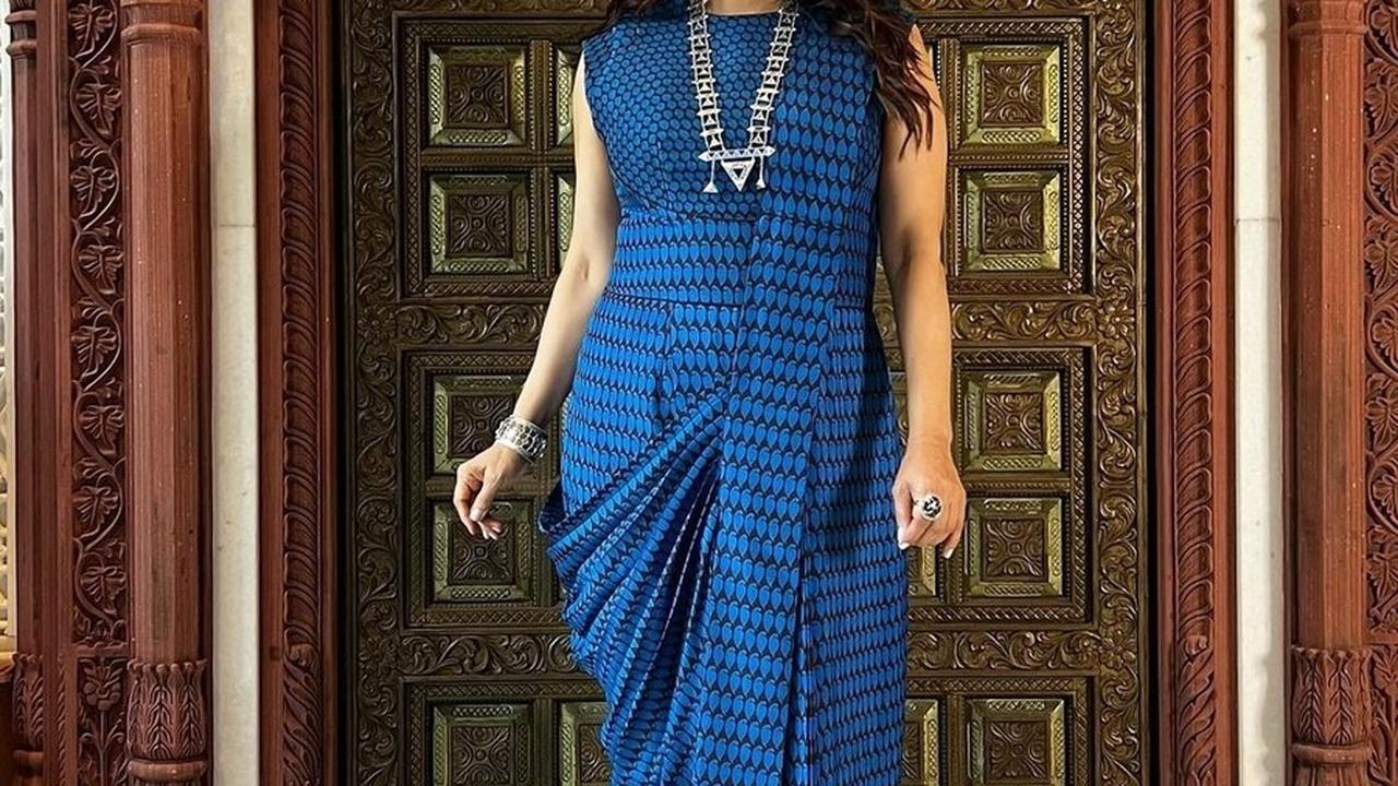 Selain itu, Juhi Chawla memiliki banyak properti dan investasi di berbagai sektor. Bersama suaminya, Jay Mehta, yang juga seorang pebisnis miliarder, mereka berhasil membangun portofolio investasi yang mengesankan.<br><br>
