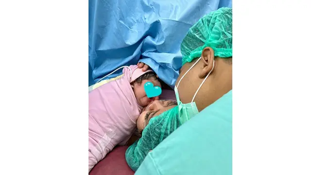 6 Potret Indah Istri Frans Faisal Melahirkan Anak Pertama, Fuji Punya Ponakan Lagi