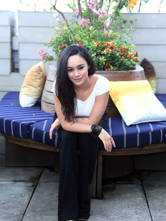 "Kaget banget dan mulai panik, 'Ok, I have to do movie, now!' Langsung keringat dingin," kata Brianna Simorangkir ditemui Bintang.com di MD Pictures, Setiabudi, Jakarta Selatan, Rabu (20/7/2016). (Nurwahyunan/Bintang.com)