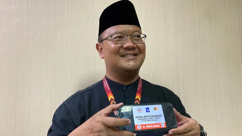 Direktur Utama (Dirut) RPH Kota Surabaya Fajar A Isnugroho. (Dian Kurniawan/Liputan6.com)