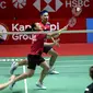 Pebulu tangkis ganda campuran Indonesia&nbsp;Rinov Rivaldy/Pitha Haningtyas Mentari kalah dari wakil Jepang&nbsp;Yuta Watanabe/Arisa Higashino dengan skor 11-21 dan 18-21 dalam pertandingan perempat final Indonesia Open 2023 di Istora Gelora Bung Karno, Senayan, Jakarta, Jumat (16/6/2023). (foto: PBSI)