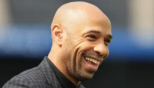 Legenda sepak bola Prancis, Thierry Henry. (AFP/Michael Owens)
