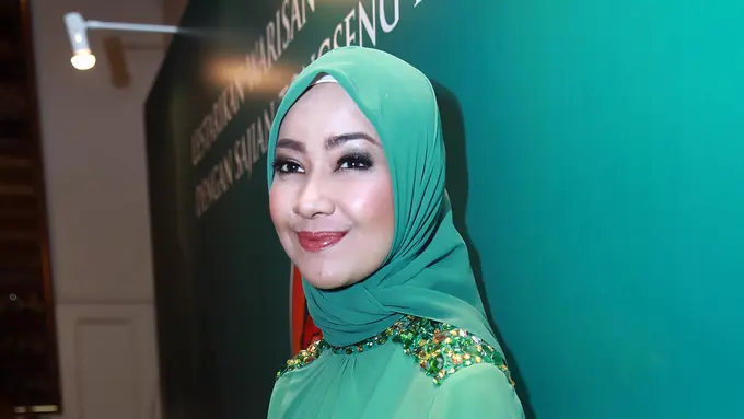 [Bintang] Alya Rohali