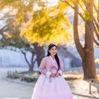 Titi Kamal liburan di Korea Selatan (Instagram/titi_kamall)