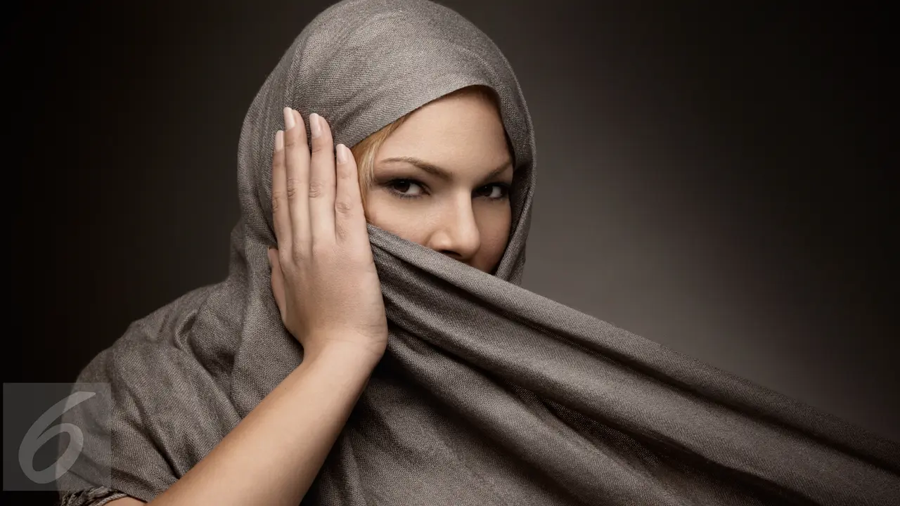 20151116-Ilustrasi Berhijab-iStockphoto