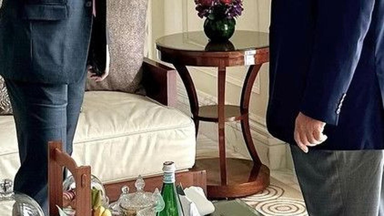 Potret Gagah dan Tampan Sekretaris Pribadi Prabowo, Lagi Cari Mantu Boleh Merapat