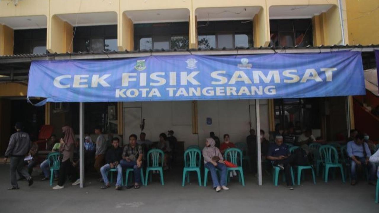 Penerimaan Pajak Kendaraan di Samsat Cikokol Tembus Rp46 Miliar