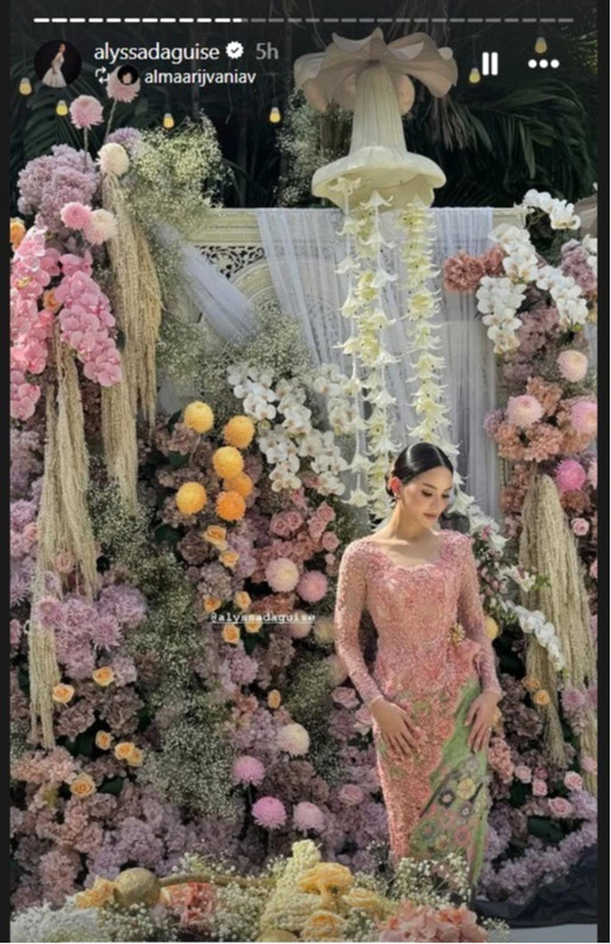 Potret Cantik Menawan Alyssa Daguise di Momen Siraman Jelang Pernikahan, Aura Pengantin Kian Bersinar