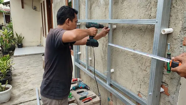 Pembuatan Instalasi Rak Botol Bertingkat