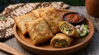Resep Martabak Telur Mini Kulit Lumpia yang Renyah dan Gurih