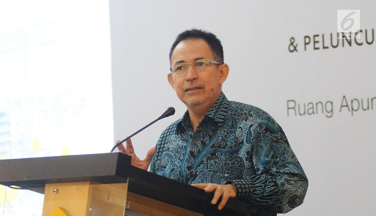 Rektor Universitas Indonesia  Muhammad Anis memberikan sambutan saat penandatangan nota kesepakatan bersama UI dengan Grab di Universitas Indonesia, Depok, Kamis (16/5/2019). Kerja sama dalam rangka mendukung pengajaran, penelitian dan pengabdian masyarakat di UI. (Liputan6.com/Herman Zakharia)