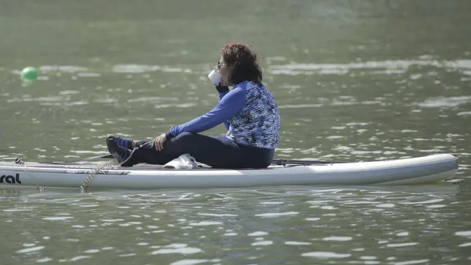 Susi Pudjiastuti Main Paddle Board