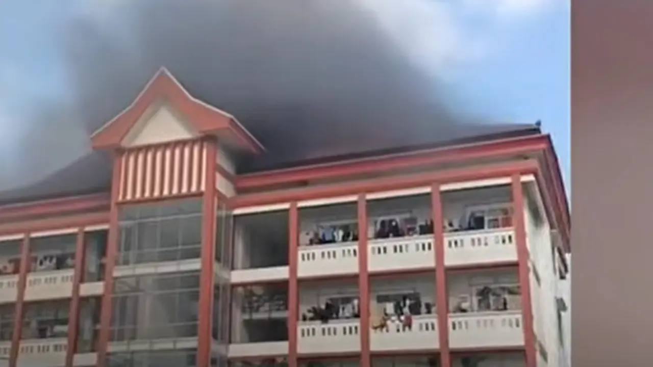 Kebakaran di asrama Universitas Trunojoyo