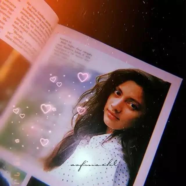 Genap Berusia 50 Tahun, Ini 7 Potret Cut Keke saat Jadi Model Majalah